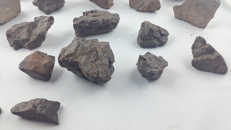 1 kg unklassifizierter NWA Meteoriten