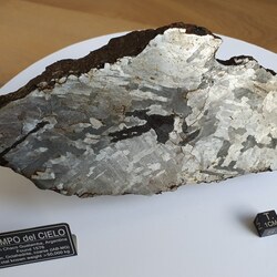 Campo del Cielo 4120 g - etched end cut