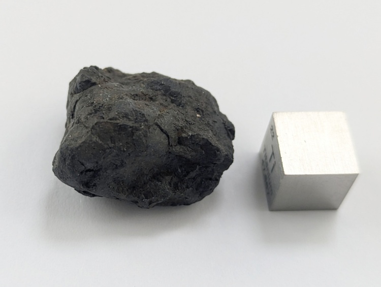 Chelyabinsk IMB 13.2 g meteorite Chelyabinsk IMB 13.2 g