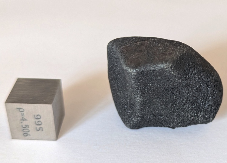 Chelyabinsk 15.35 g (oriented)