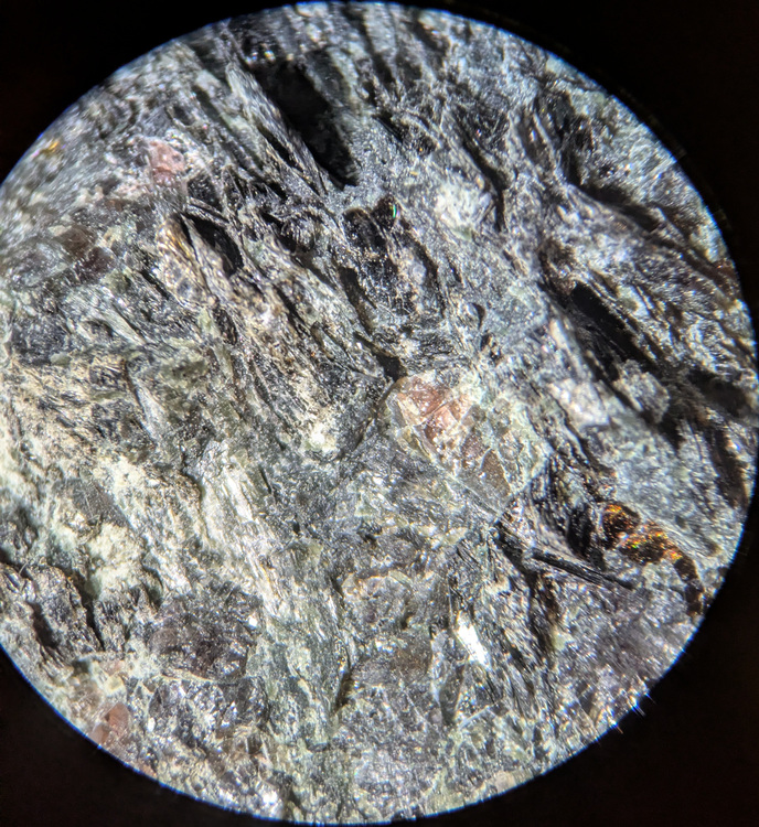 Oldest rock on Earth - Nuvvuagittuq - 79.2 g