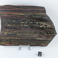 Banded Iron Formation - 401 g