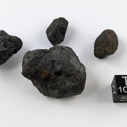 Chelyabinsk 29.4 g - IMB - 4 meteorites